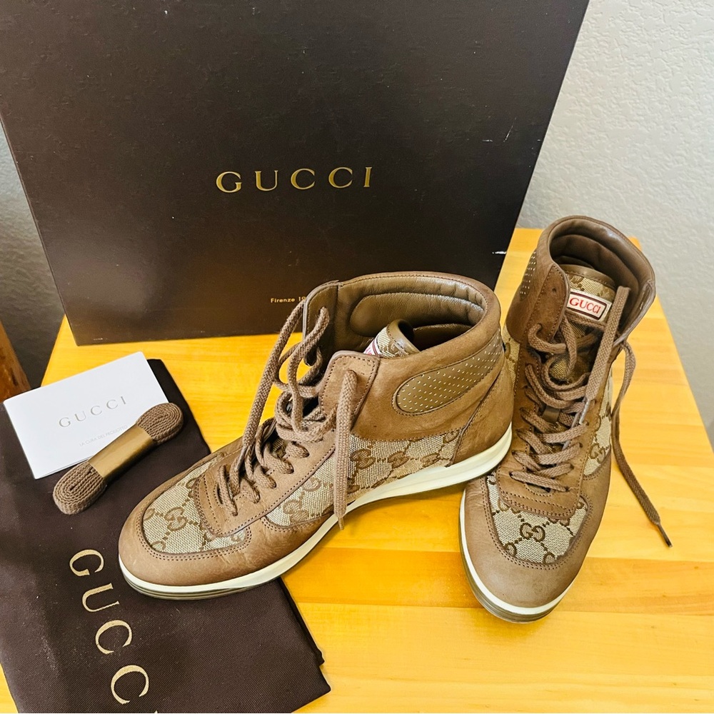 Gucci leather shoes